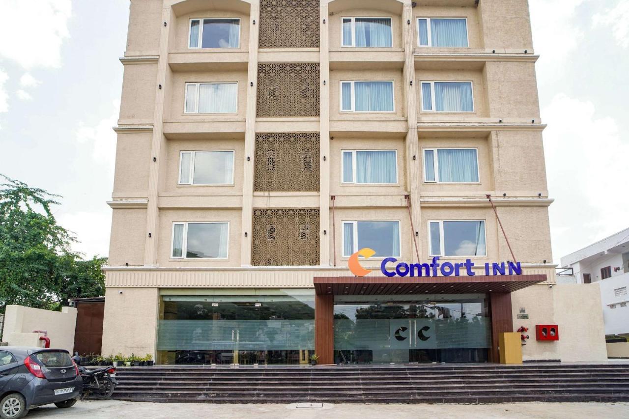 Comfort Inn Udaipur Buitenkant foto