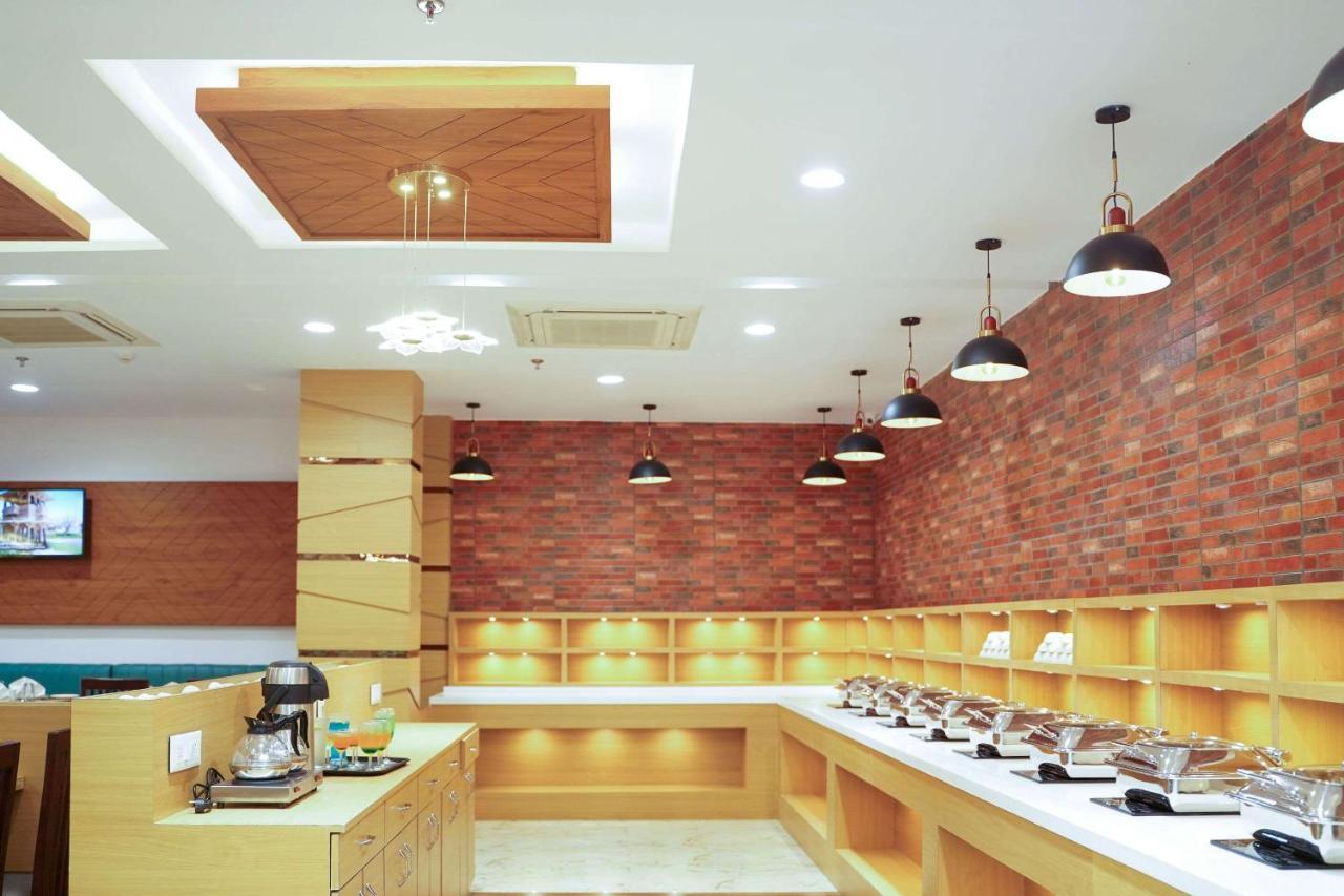 Comfort Inn Udaipur Buitenkant foto