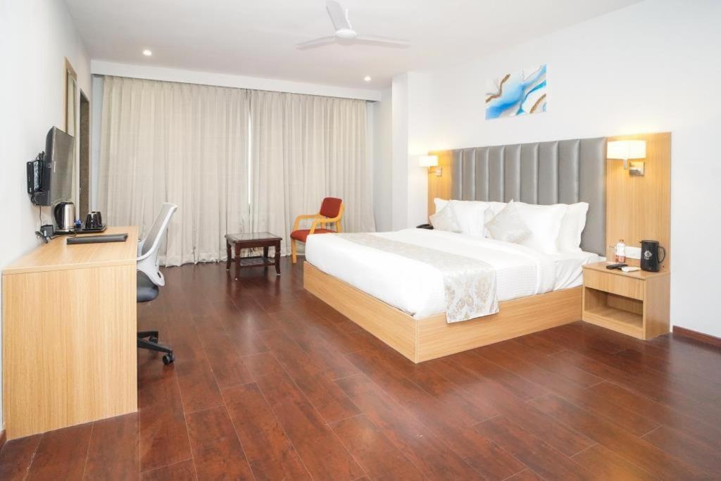 Comfort Inn Udaipur Buitenkant foto